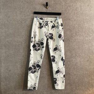 American Eagle Outfitters White Floral Jeggings